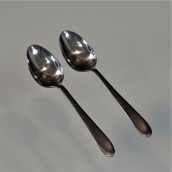 2 Demitasse Spoons Vintage Stainless Steel Lucky Japan - Picture 3 of 8